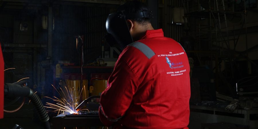 Sertifikasi Welding Internasional di PPKM Training